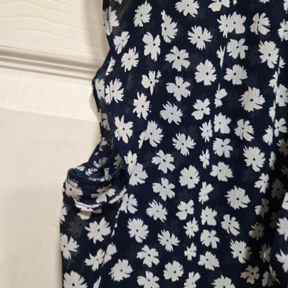 J.Crew Navy White Ditsy Floral Tie Neck Blouse Women’s Large - Picture 3 of 8